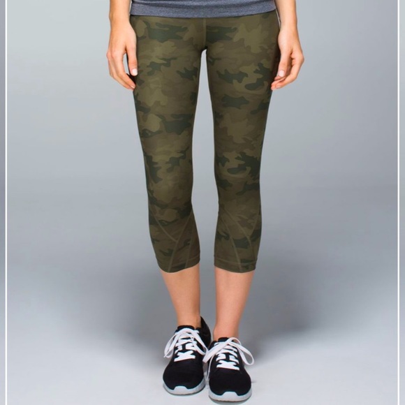 Lululemon Run: Inspire Crop II - Picture 1 of 13